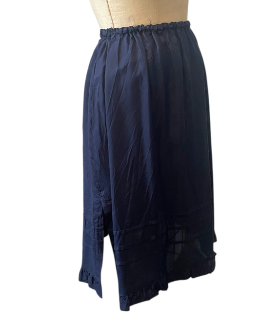 PINTUCK UNDERSKIRT WITH SIDE SLIPS - NAVY