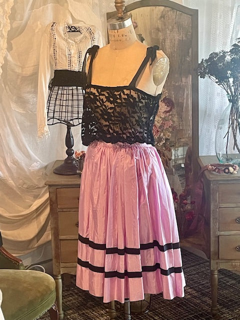 1950's PINK FULL SKIRT WITH BLACK RIBBON TRIM
