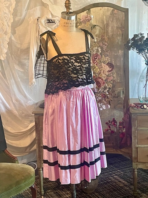 1950's PINK FULL SKIRT WITH BLACK RIBBON TRIM