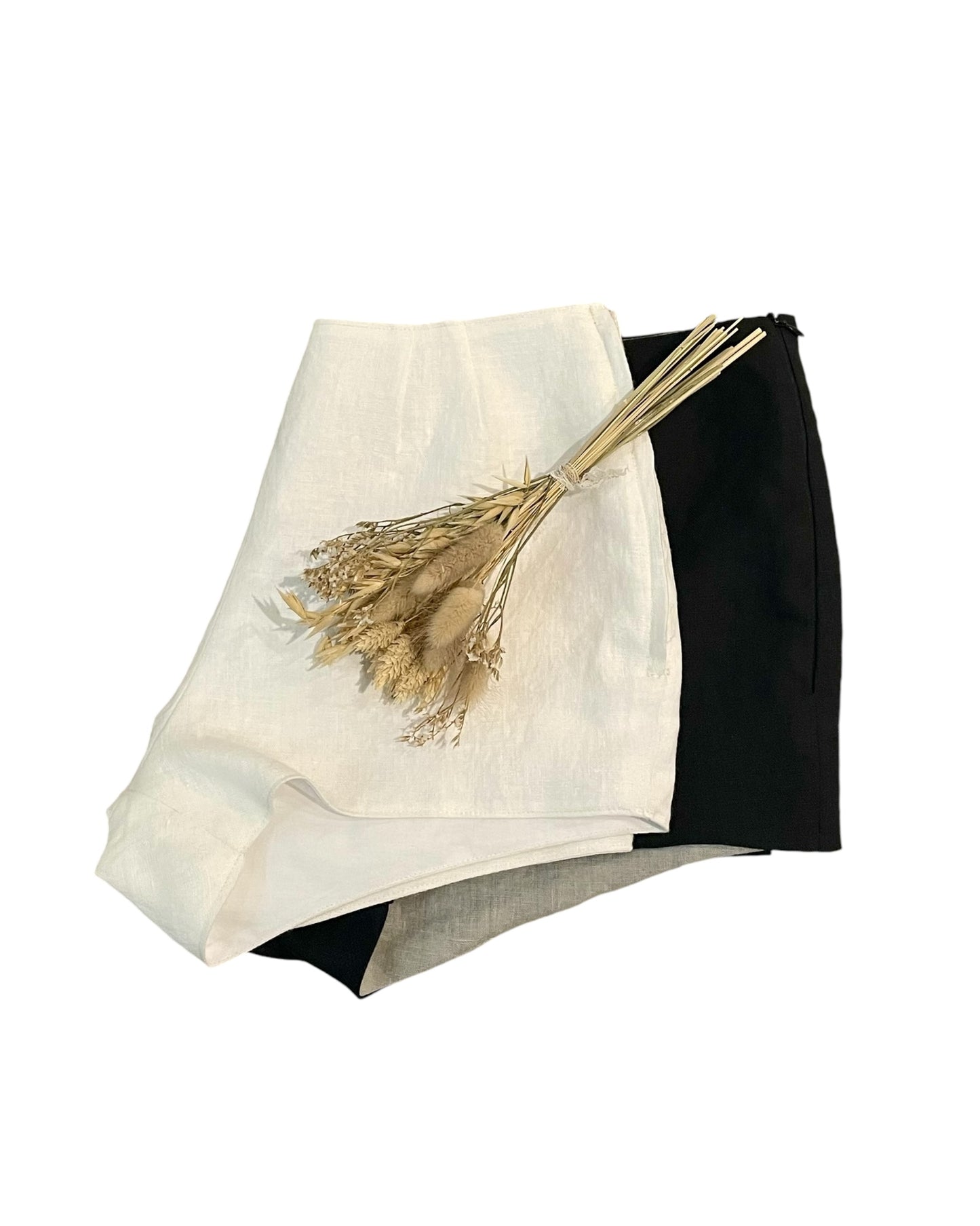 Bardot Shorts - Linen - Customer Favorite