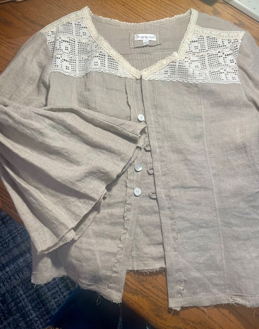 UPCYCLED COTTAGE BLOUSE IN LINEN AND LACE