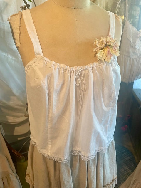 COTTON CAMI WITH VINTAGE LACE