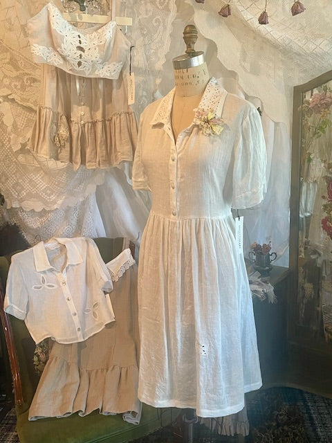 Simple Linen Dress with Antique Lace Collar