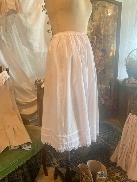 COTTON UNDERSKIRT