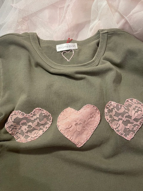 EMBROIDERED TEE - 3 HEARTS ON MUTED GREEN
