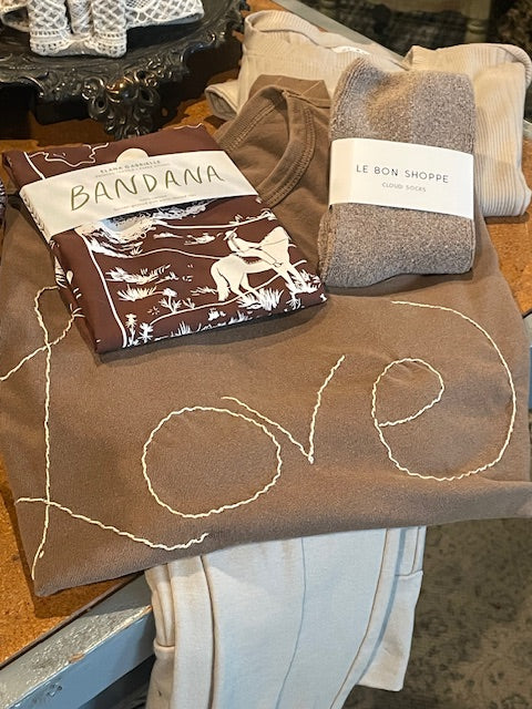 Her Cotton Tee Chocolate embroidered with LOVE