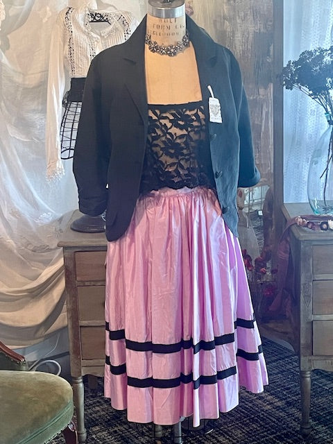 1950's PINK FULL SKIRT WITH BLACK RIBBON TRIM