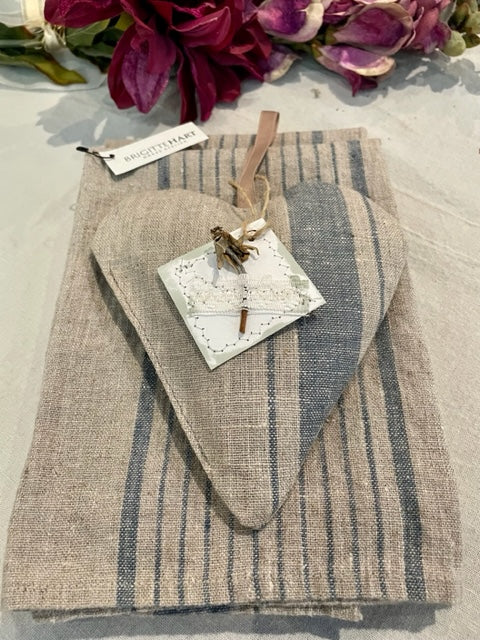 French Country Towel Set with Heart Sachet